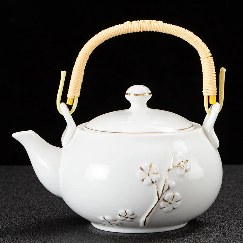 Théière en Porcelaine Blanche Avec Filtre 660ml