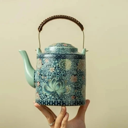 Théière en Porcelaine Grand Modèle 1.2L
