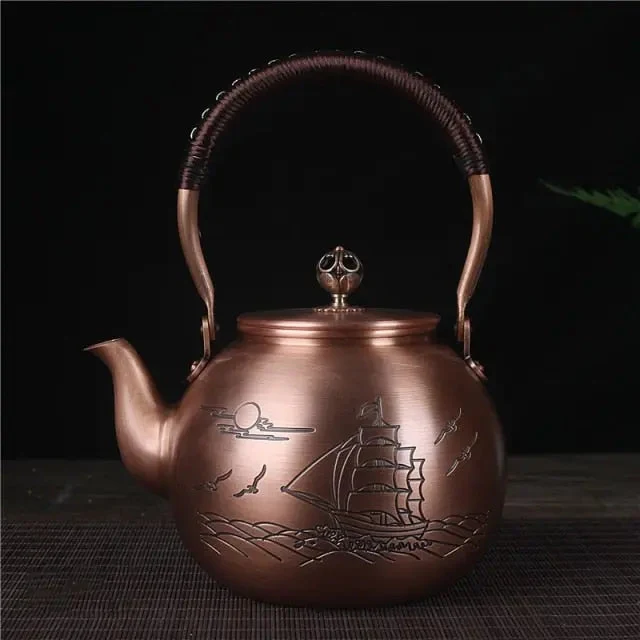 Théière Chinoise en Cuivre Motif Voiliers 1.5L