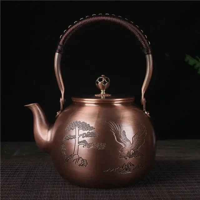 Théière Chinoise en Cuivre Motif Aigle 1.5L | La Théière de Lulu