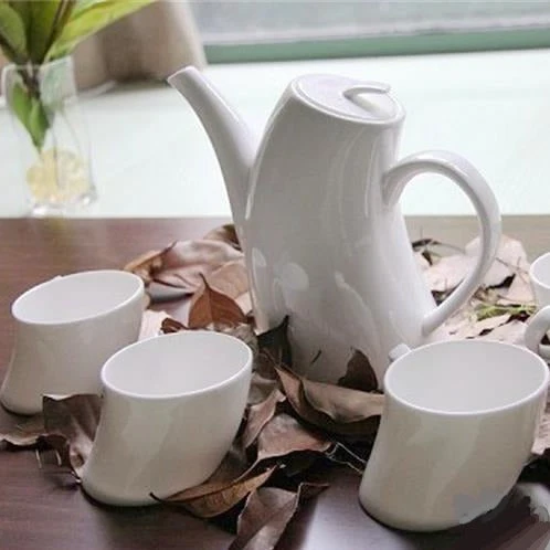 Service à Thé Scandinave en Porcelaine 900ml : Douceur Nordique