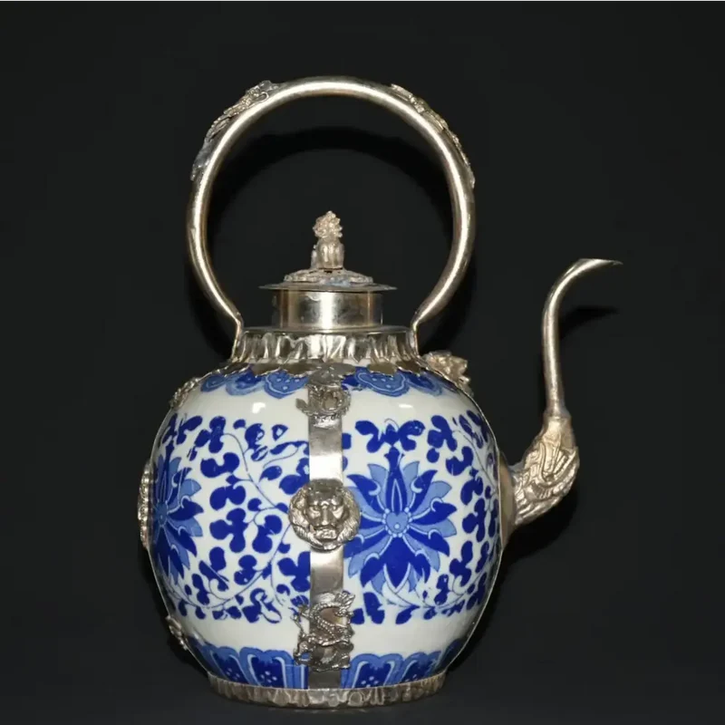 Ancienne Théière en Porcelaine Bleu
