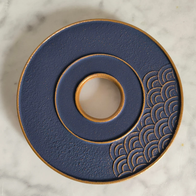 Sous-plat Théière en Fonte Iwachu Seigaiha 13,5cm