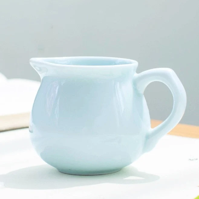 Petit Pichet en Porcelaine 130ml