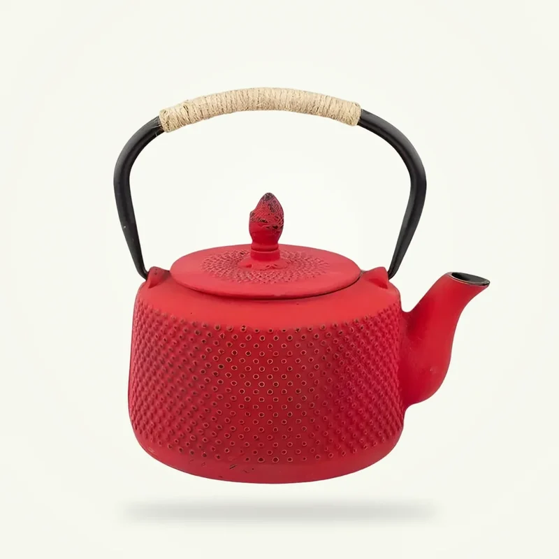 La Théière en Fonte Japonaise Rouge