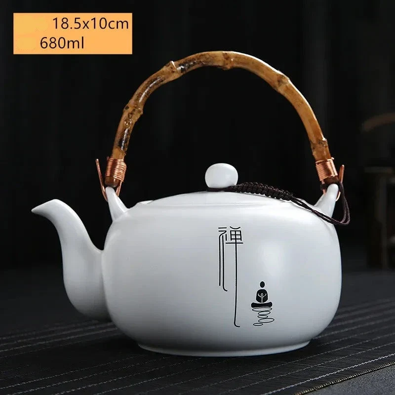 Théière en Porcelaine Motif Japonais 680ml