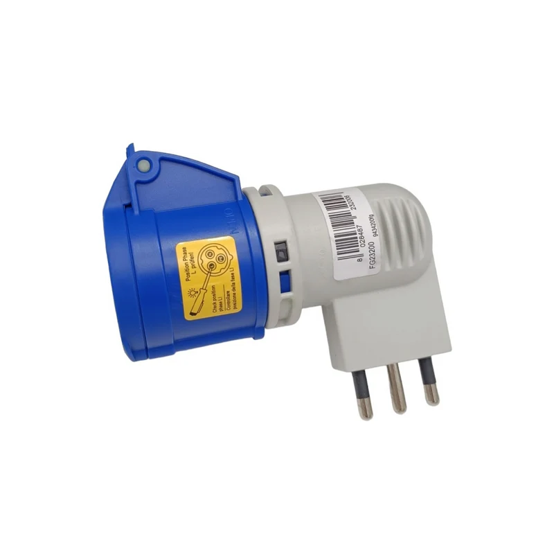 Adaptateur CEE de prise industrielle vers prise domestique 2P+T16A
